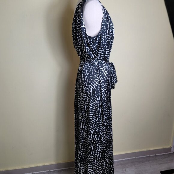 Tahari ASL Black & White One Shoulder Women's Slit Gown Dress | Size 14 - Picture 5 of 13